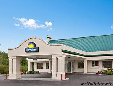 Days Inn By Wyndham Emporia Luaran gambar
