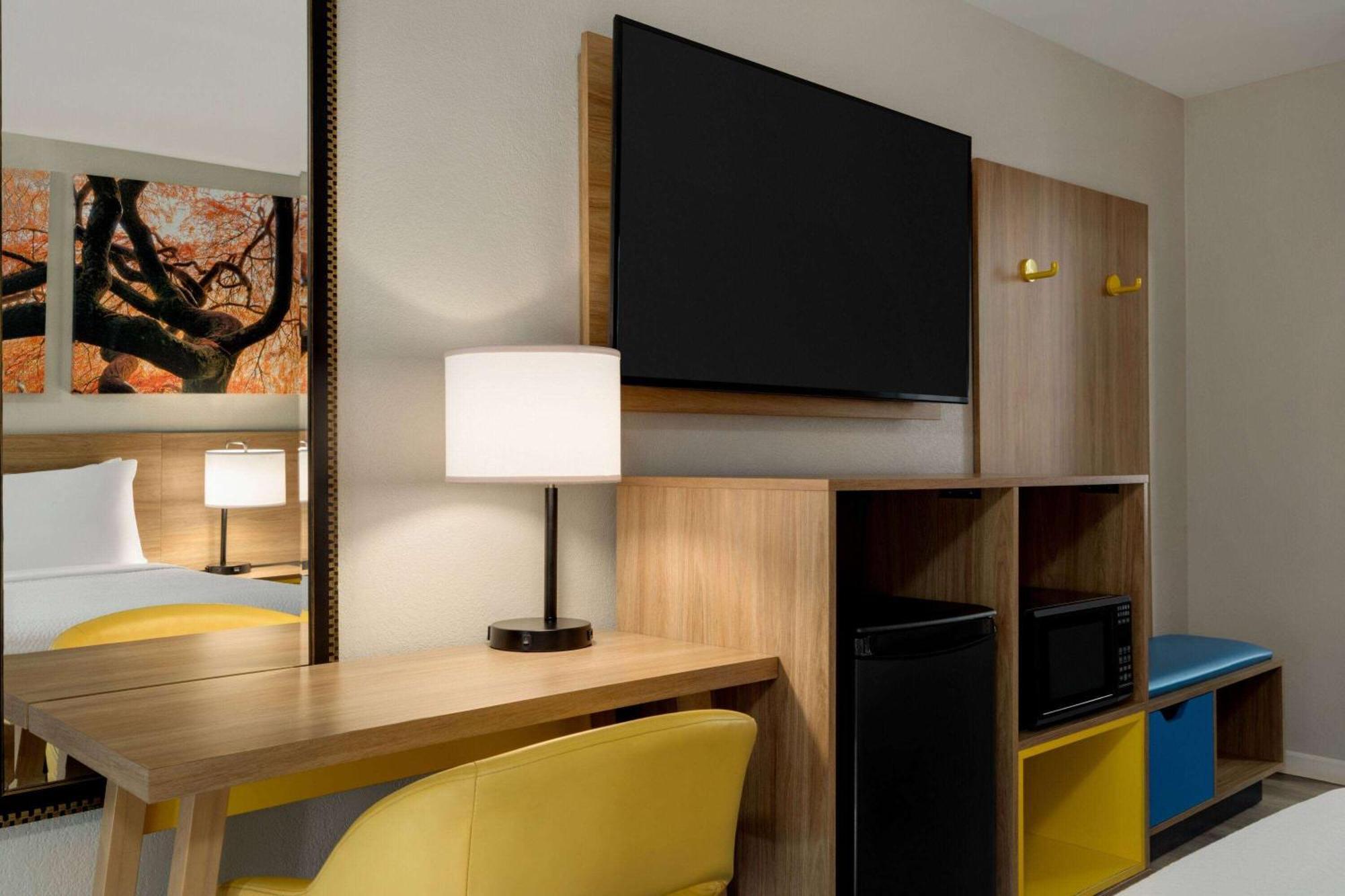 Days Inn By Wyndham Emporia Luaran gambar